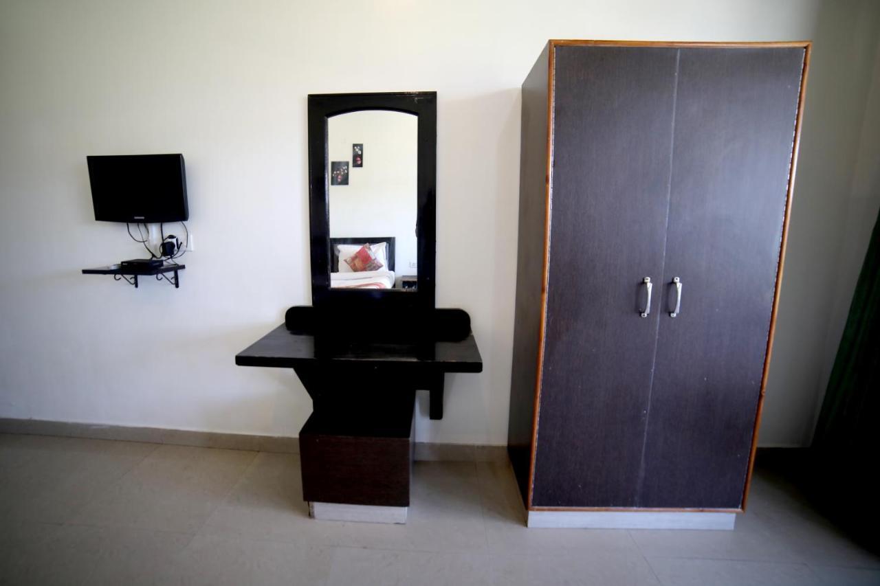 Treebo Spring Birds Hotel Bhīm Tāl Екстериор снимка